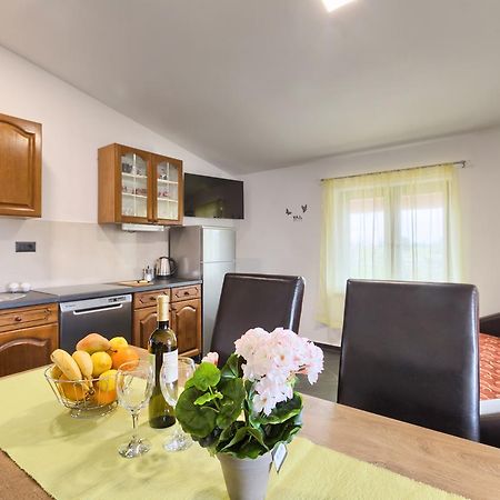 Apartments Ines Pula Exterior photo