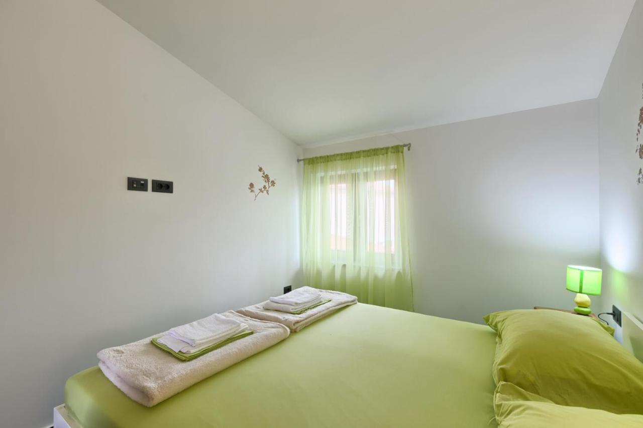 Apartments Ines Pula Exterior photo